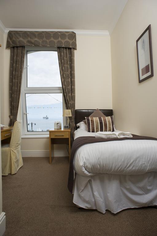 Ellan Vannin Hotel Douglas Bagian luar foto