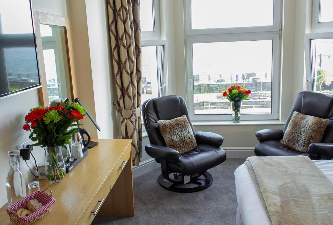Ellan Vannin Hotel Douglas Bagian luar foto